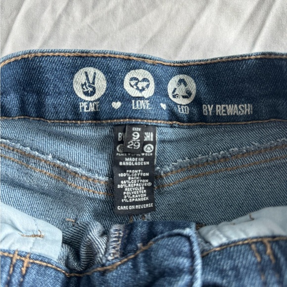 Festival Style Denim Shorts - Picture 4 of 6